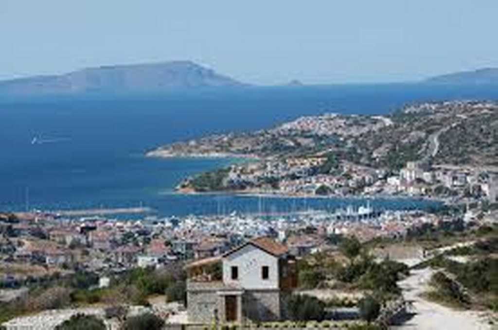 Investment Land - Sea front In Cesme - Stunning natural area