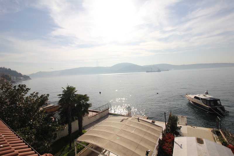 Prestigious Bosphorus Front apartment - Istanbul