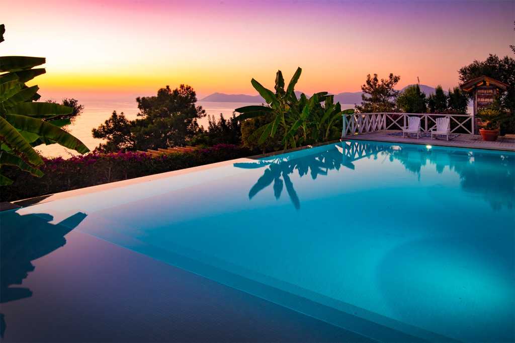 Panoramic Sea View Faralya Bungalow - Private infinity pool
