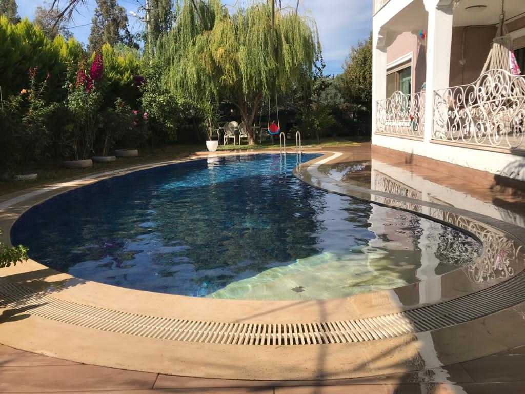 Freistehende Luxus Calis Villa