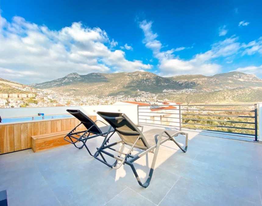 Luxury Kalkan Villa - Mountain Views - Roof terrace and Jacuzzi