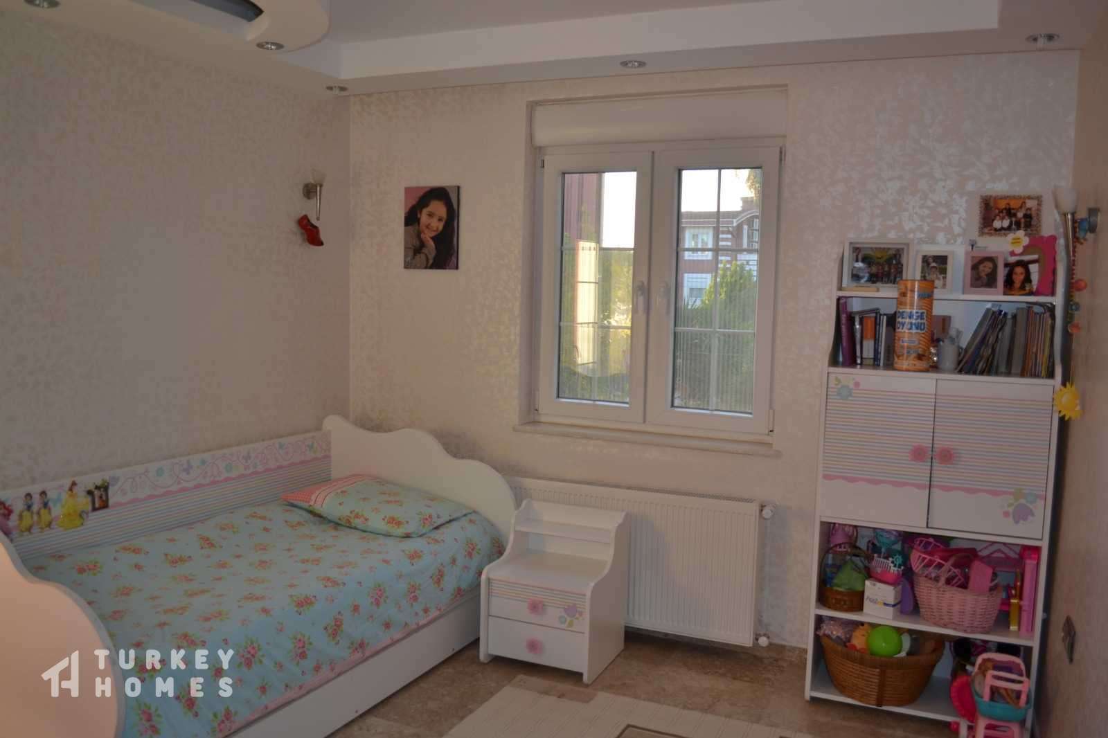 Belek 4-bed Villa- Single Bedroom