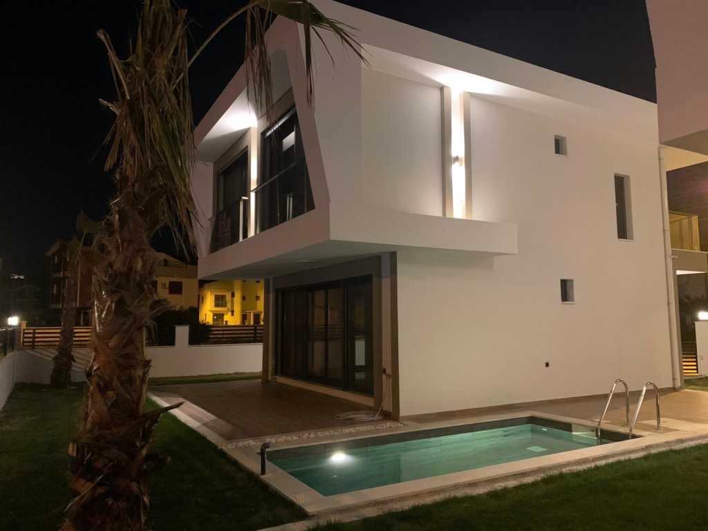Modern Didim Villa - New Build