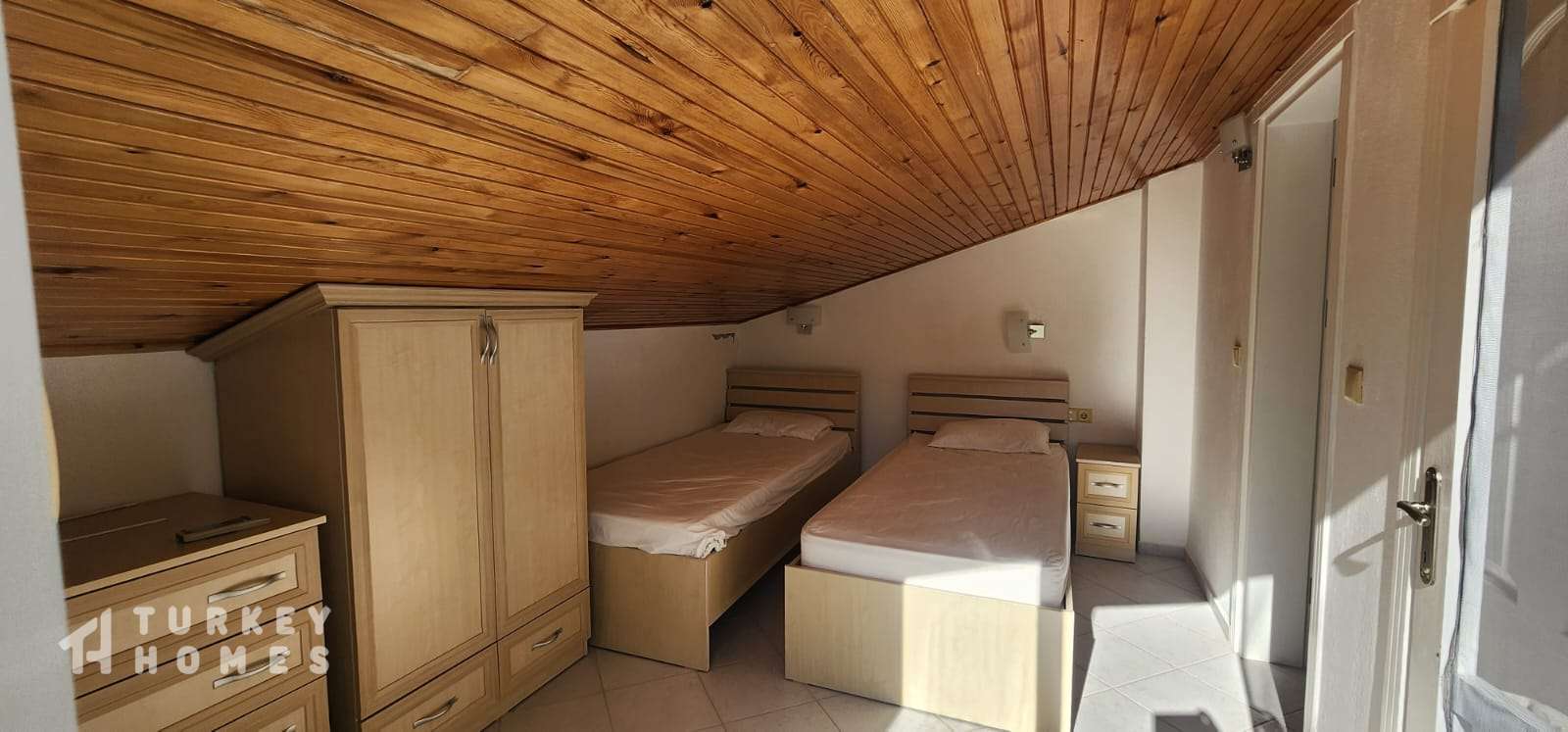 3-Bed Semi-Detached Villa in Akkaya- Bedroom with En-suite