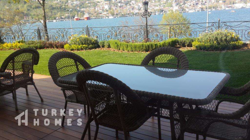 Bosphorus Front Luxury Villa- Terrace