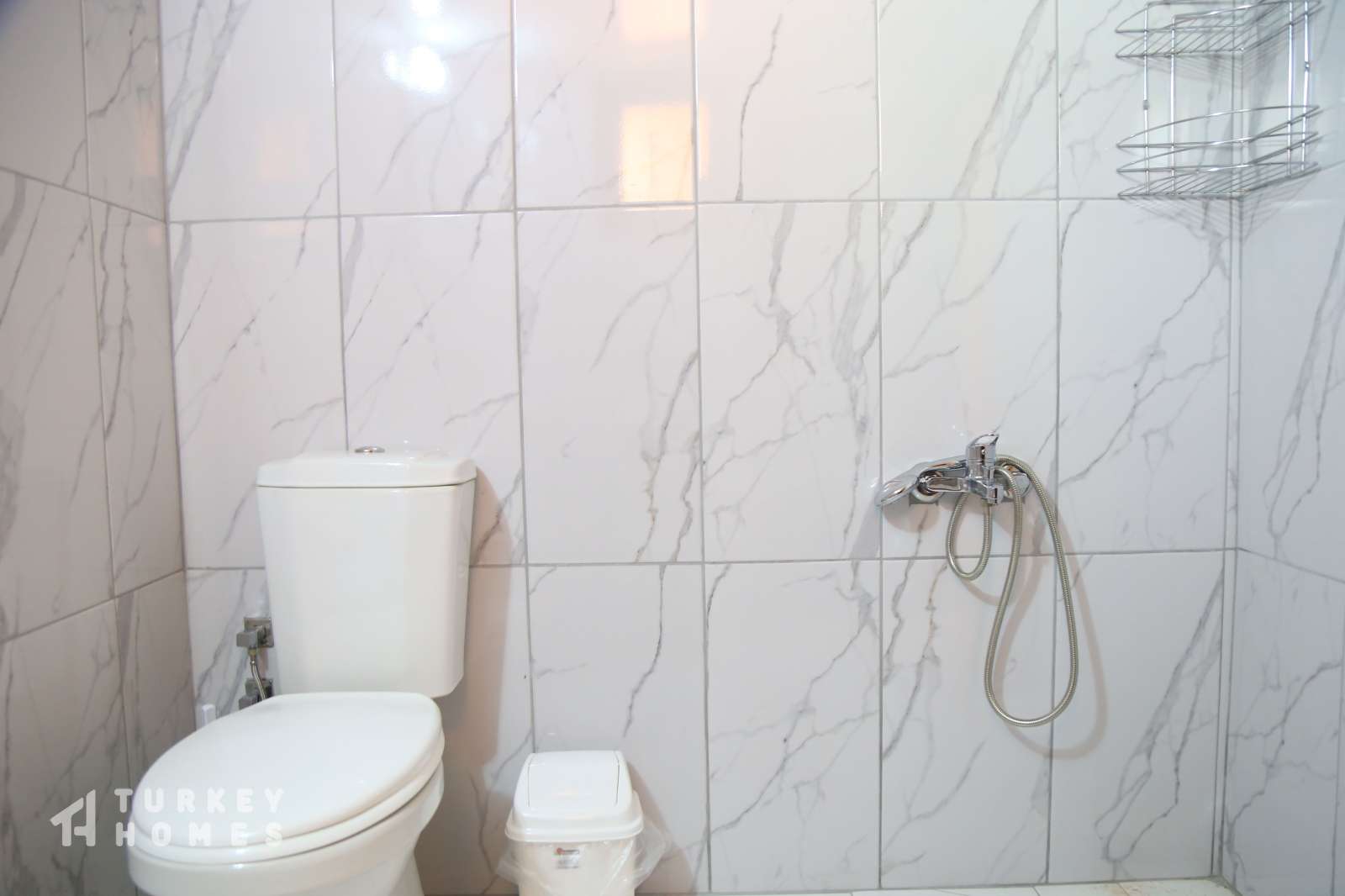 Bungalow Hotel in Olimpos- Bathroom